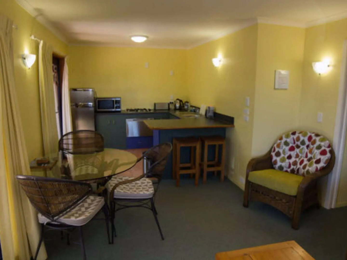 Boatshed Motel Apartments