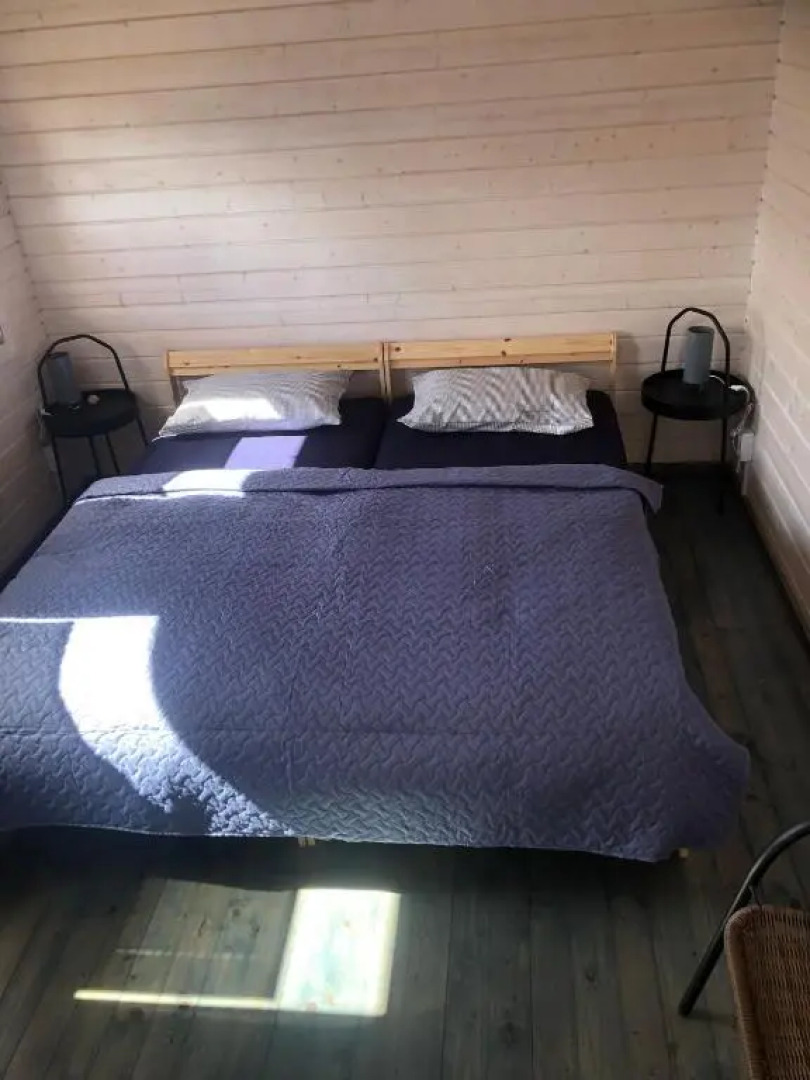 WOMOCAMP Holzhütte 2