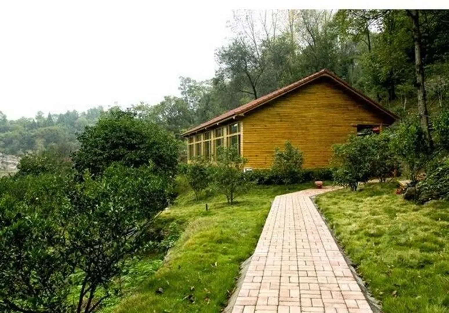 Yichang Changyang North Island Hotel