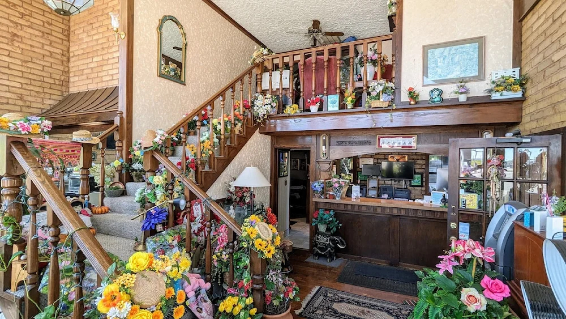 Edelweiss Inn And Suites