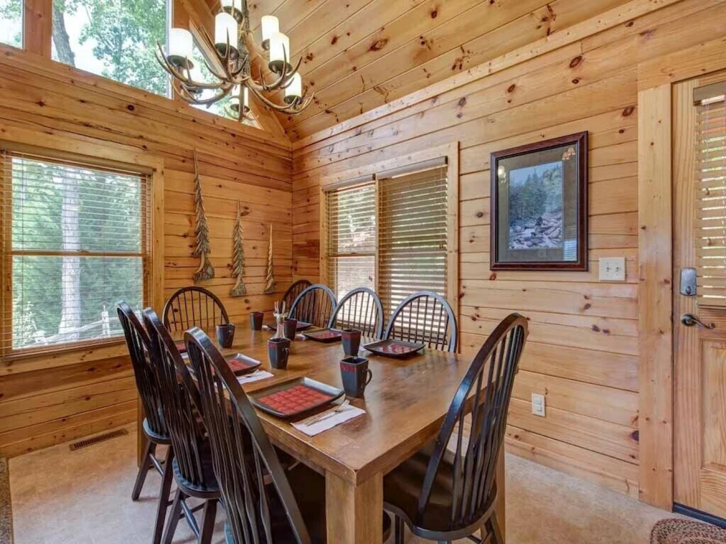 Highpoint Escape - Three Bedroom Cabin