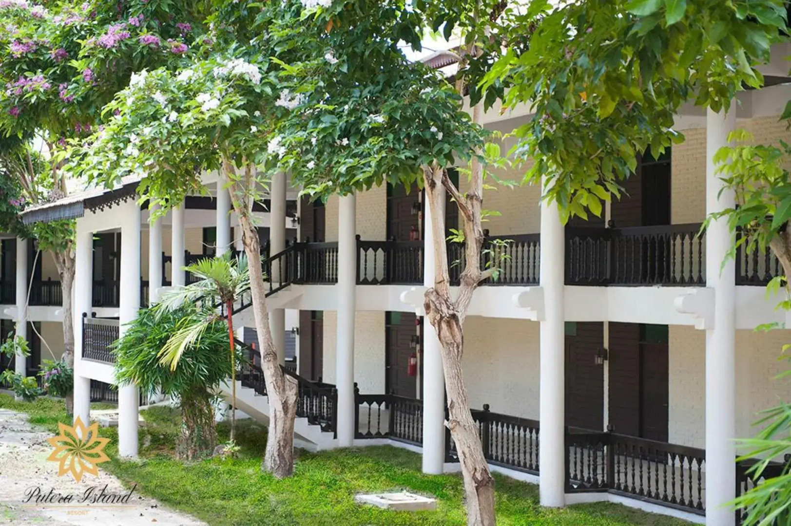 Putera Island Resort