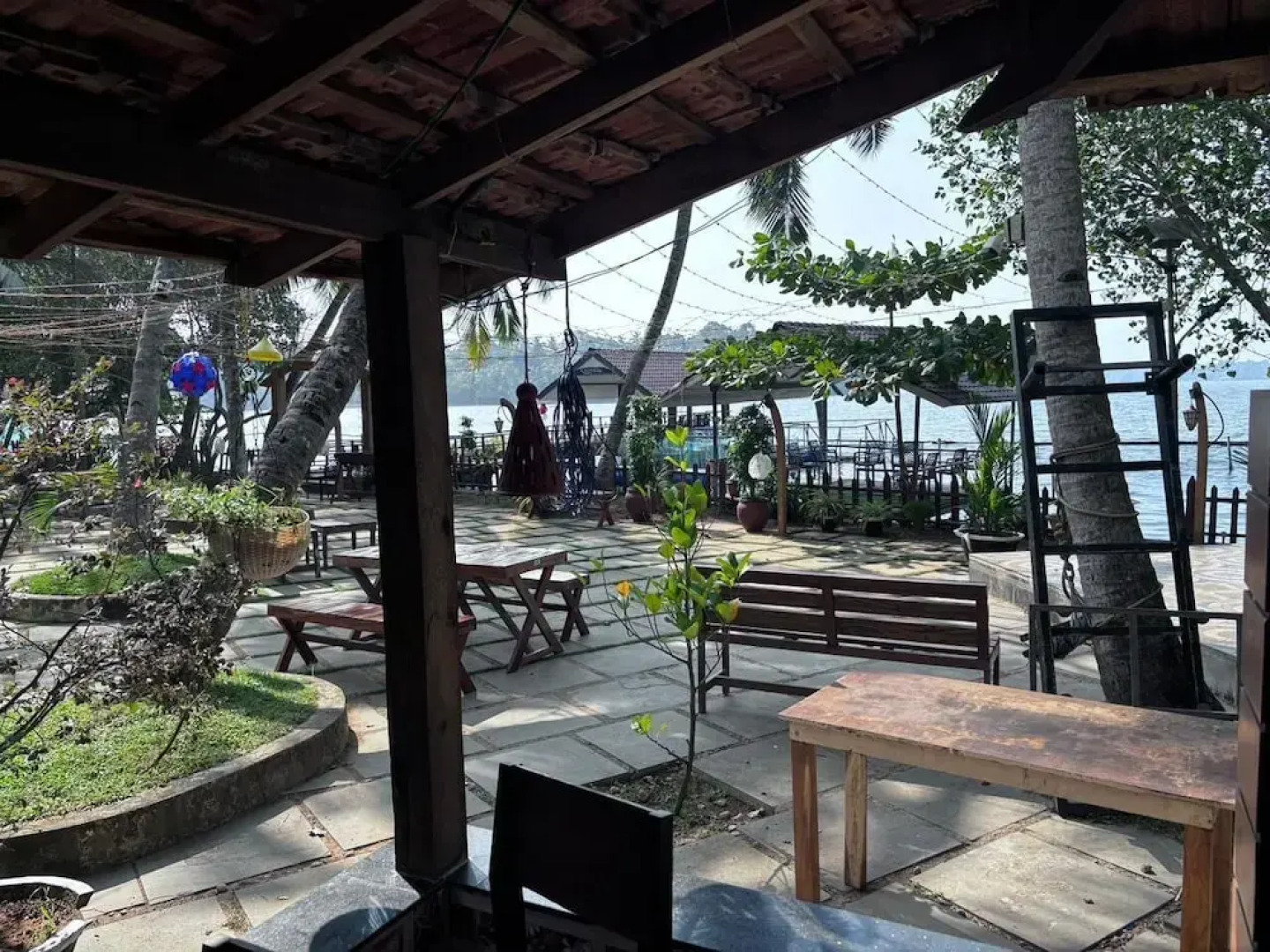 Karmaliz Casa Del Lake