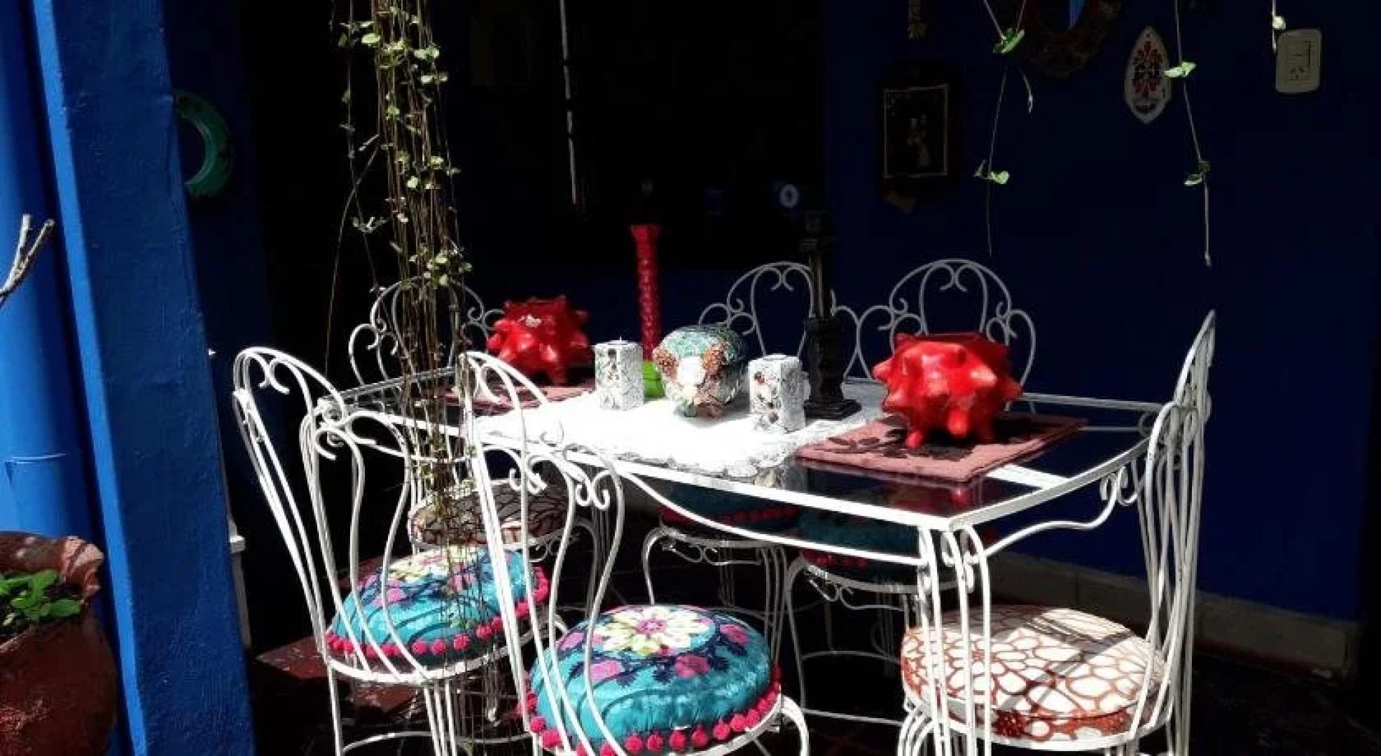 Habitaciones con Encanto, Espacio Mundano