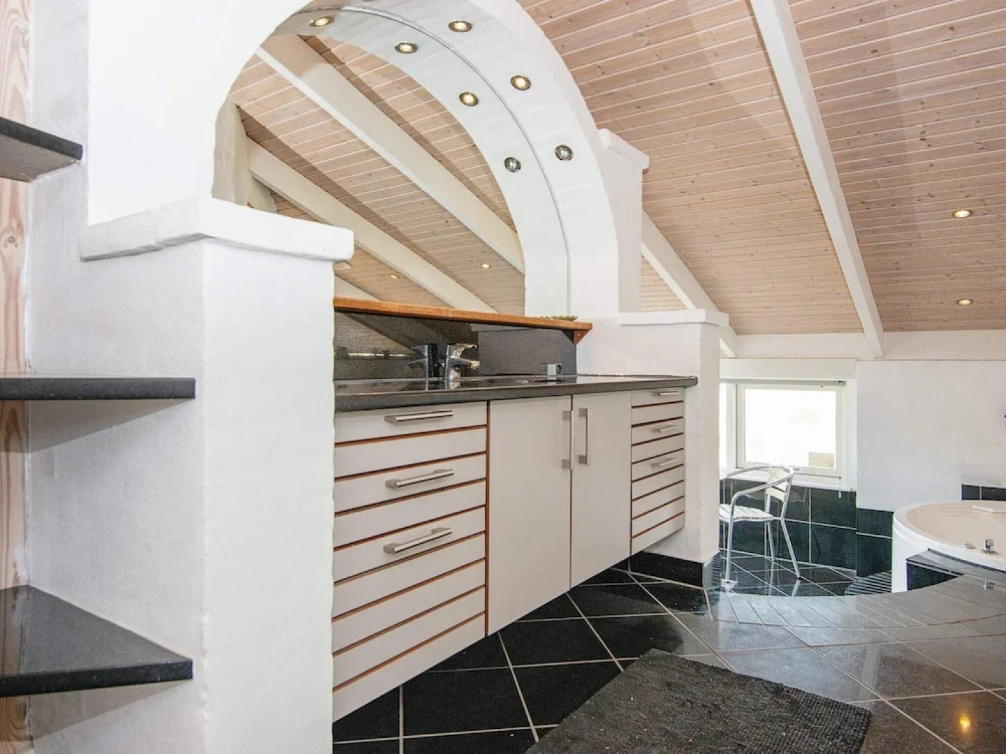 Cozy Holiday Home in RingkÃ¸bing near Fishing