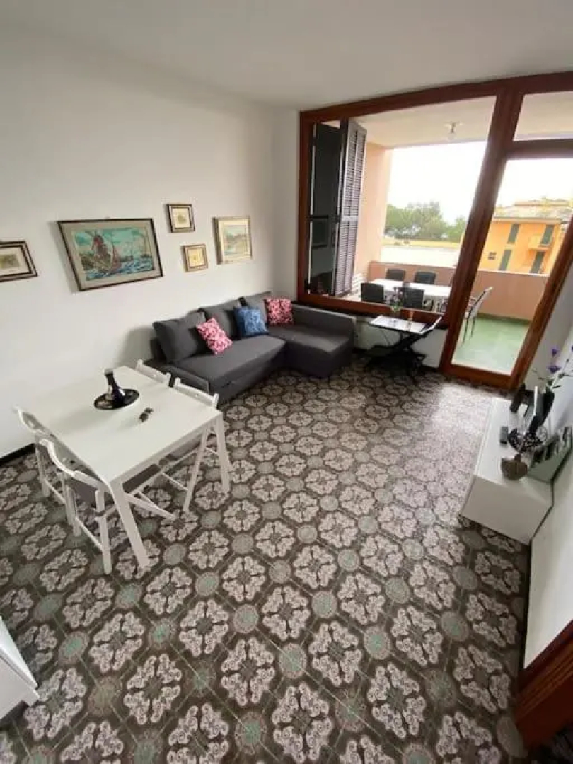 Appartamento con terrazza vista mare a 50 mt