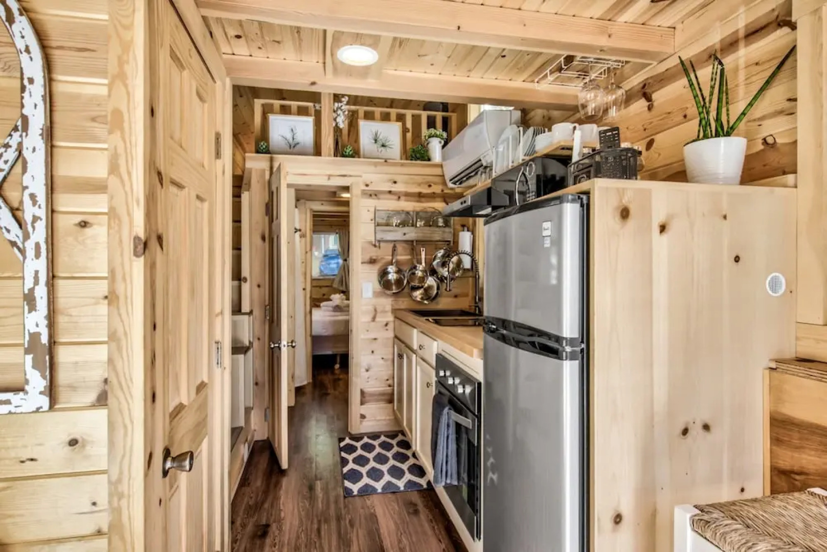 Tiny House! Hot Tub! Pikes Peak & AC