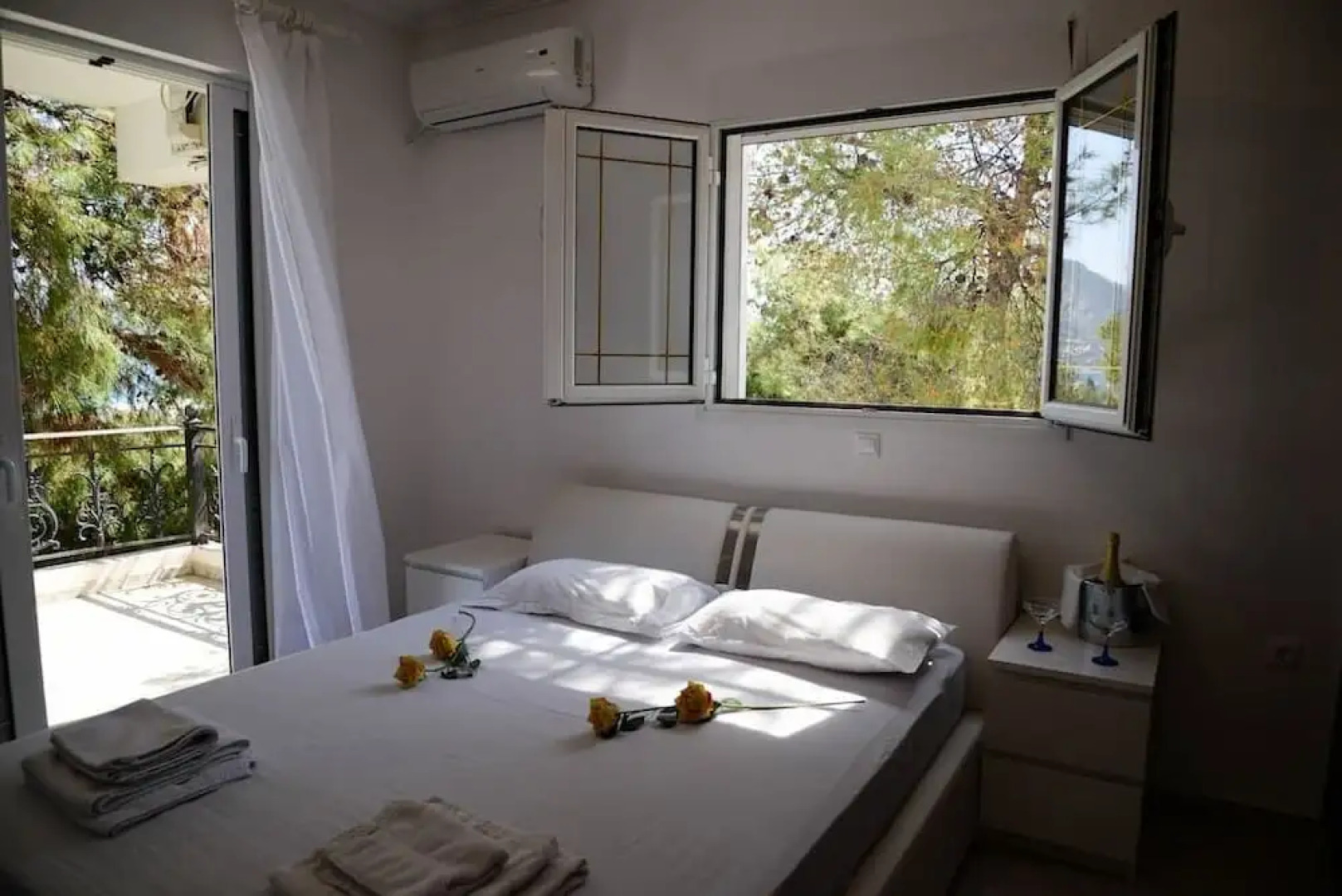 Aias Luxury Flat - Perfect Location