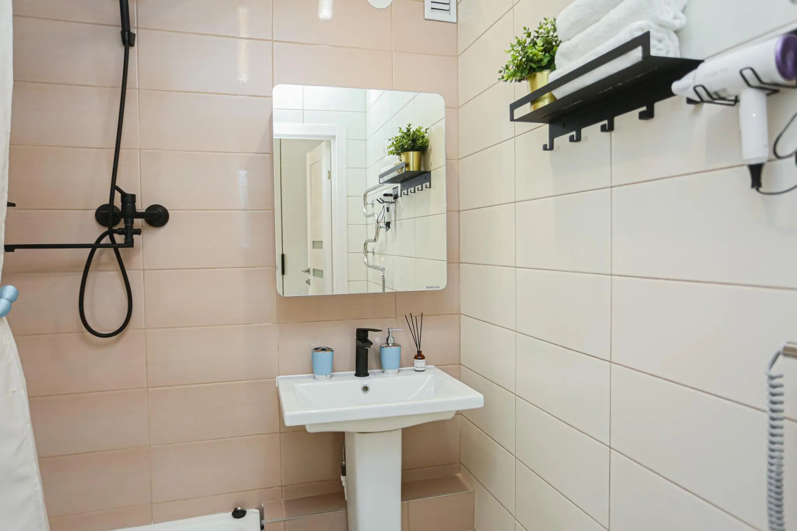 SunSet (СанСет) на улице Новокузнечихинская 2