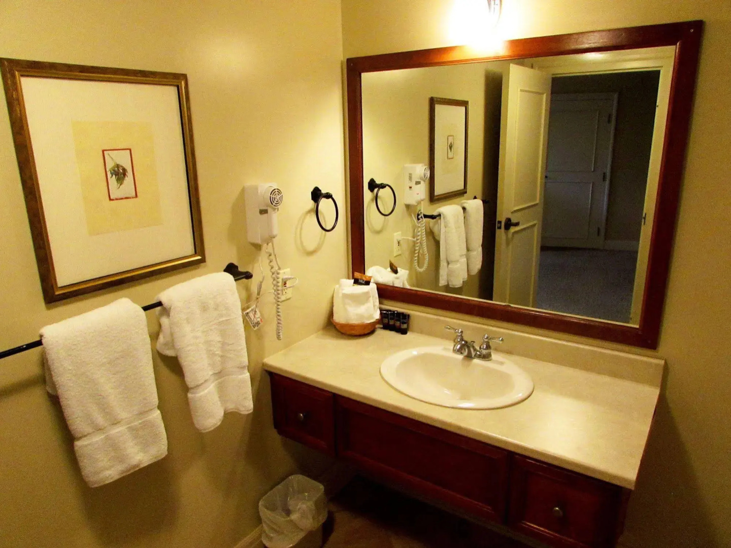 Calabogie Peaks Hotel, Ascend Hotel Collection