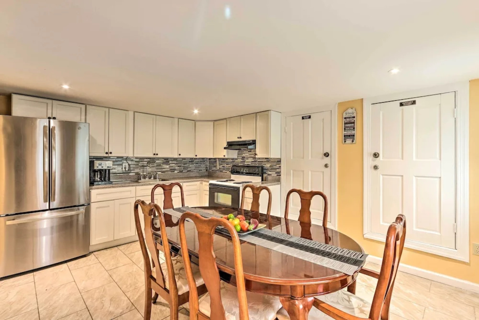 Quaint New Jersey Getaway - Walk to Parks!