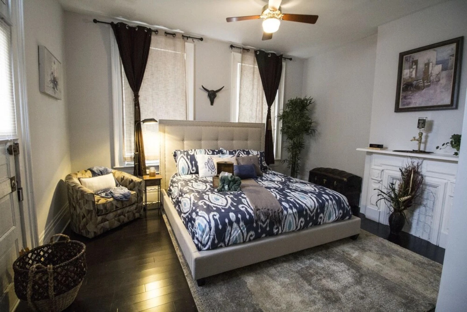 216 E 8th St.  Apartment 1