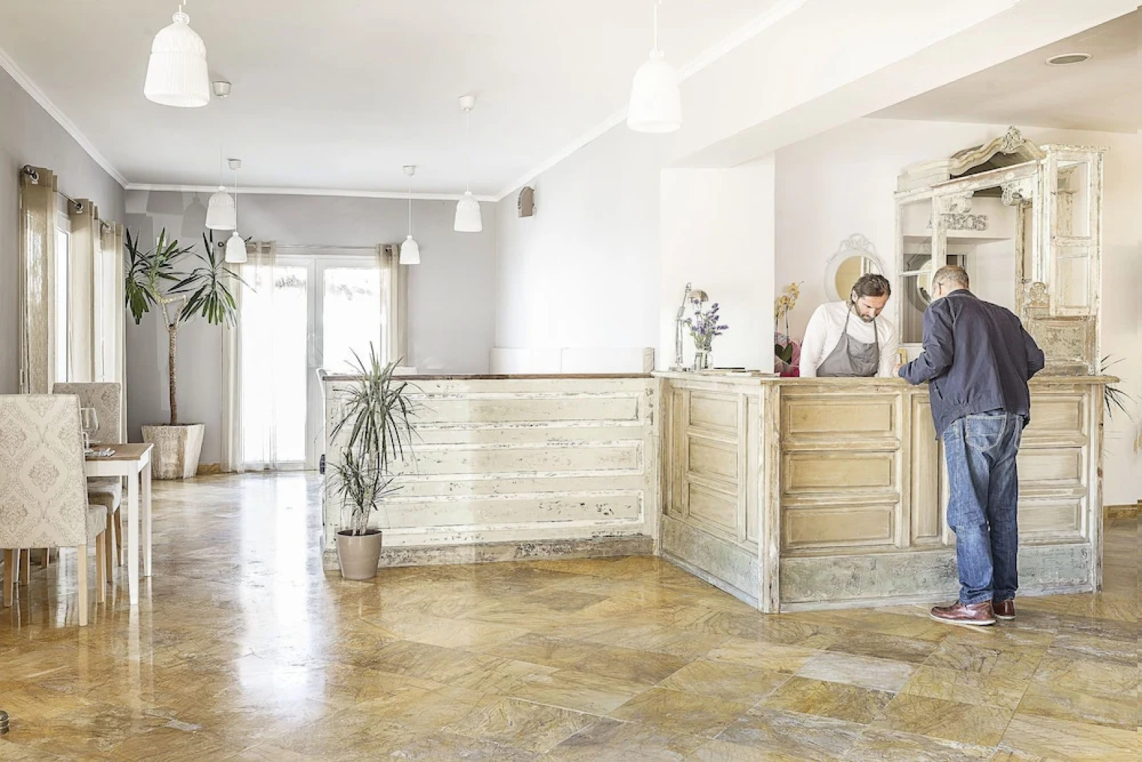 Hostal Restaurante Tarín