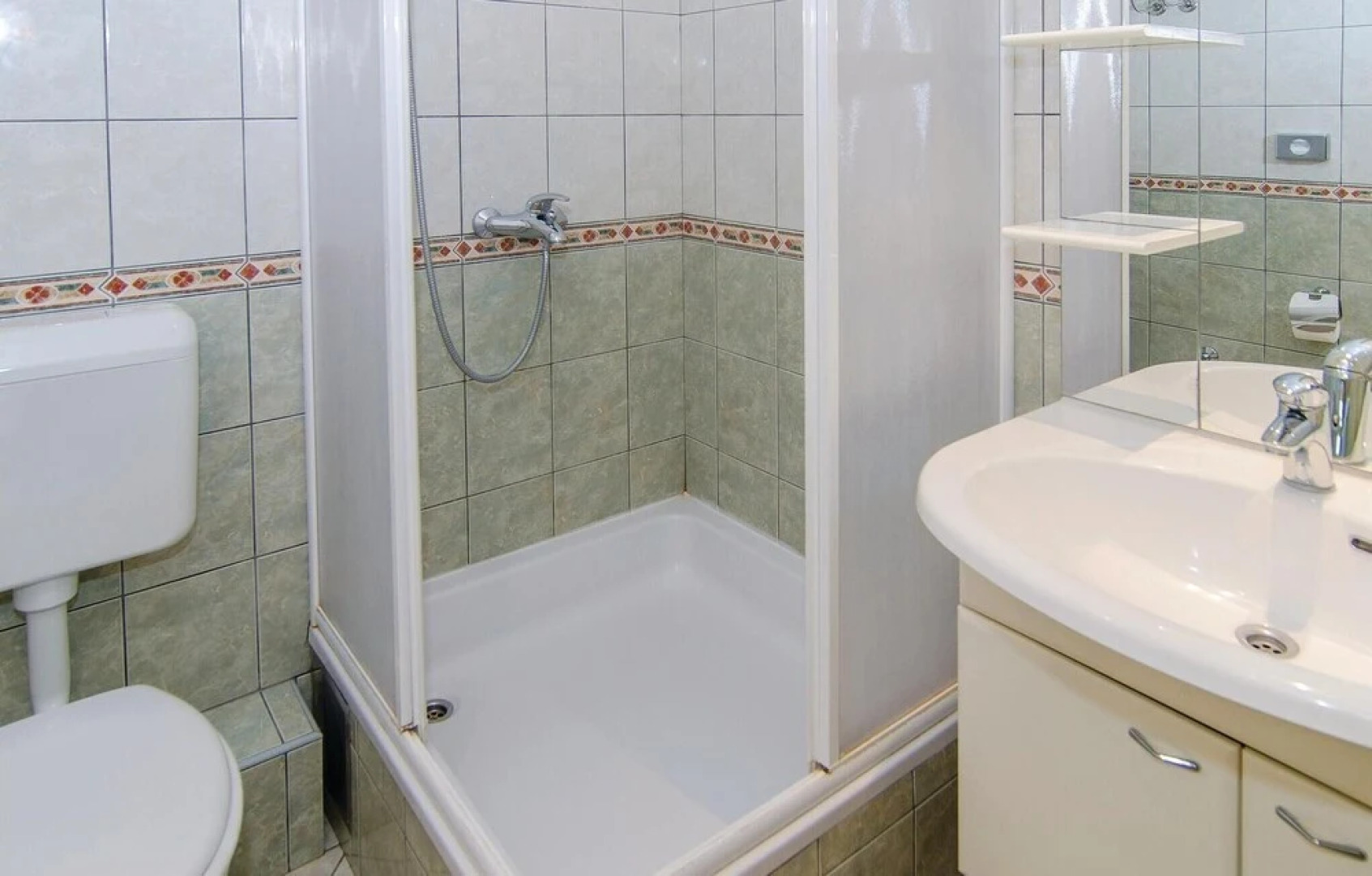 Amazing Home in Orebic With Wifi and 5 Bedrooms