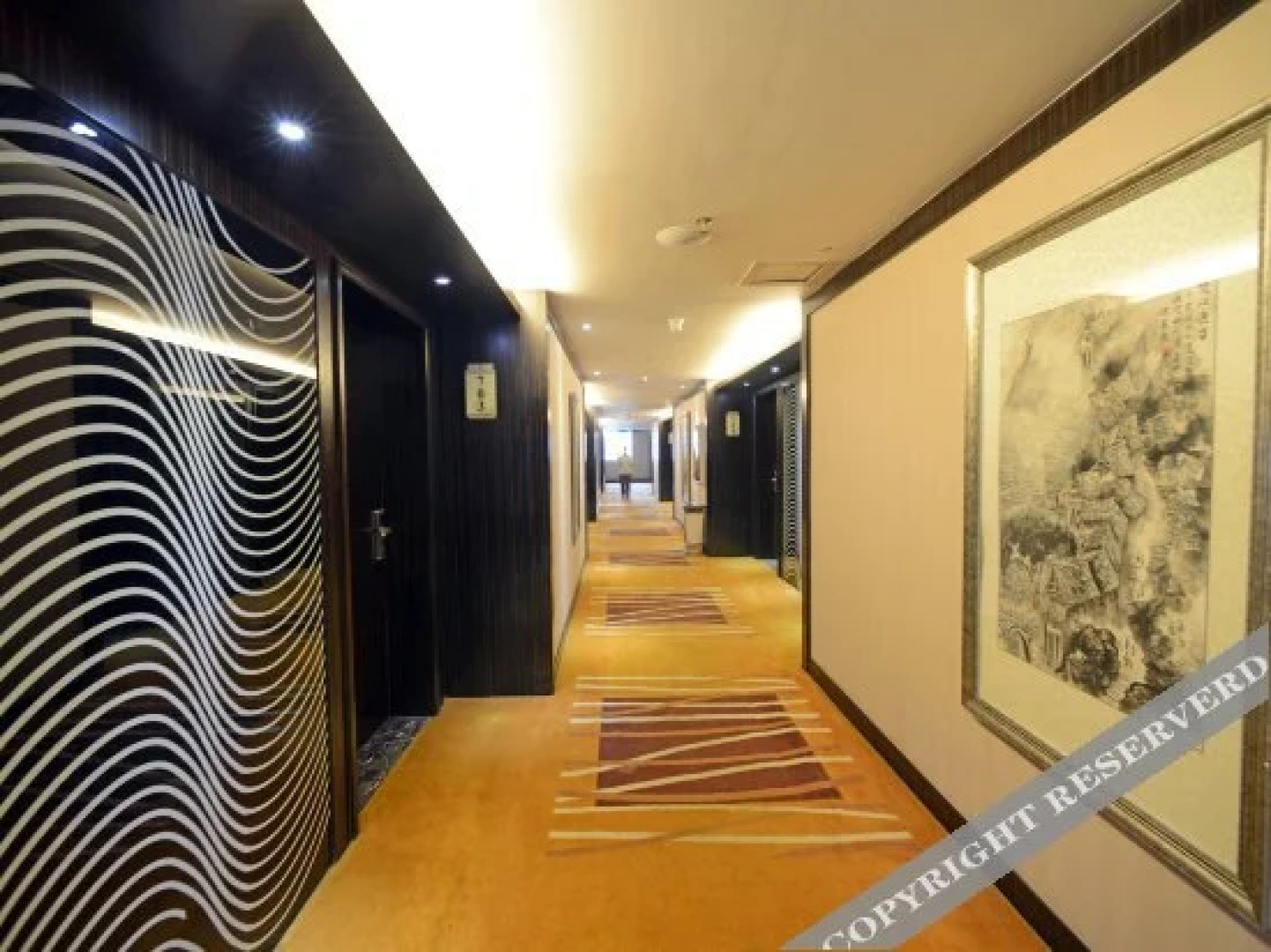 Pengshan Jiaxiang Business Hotel