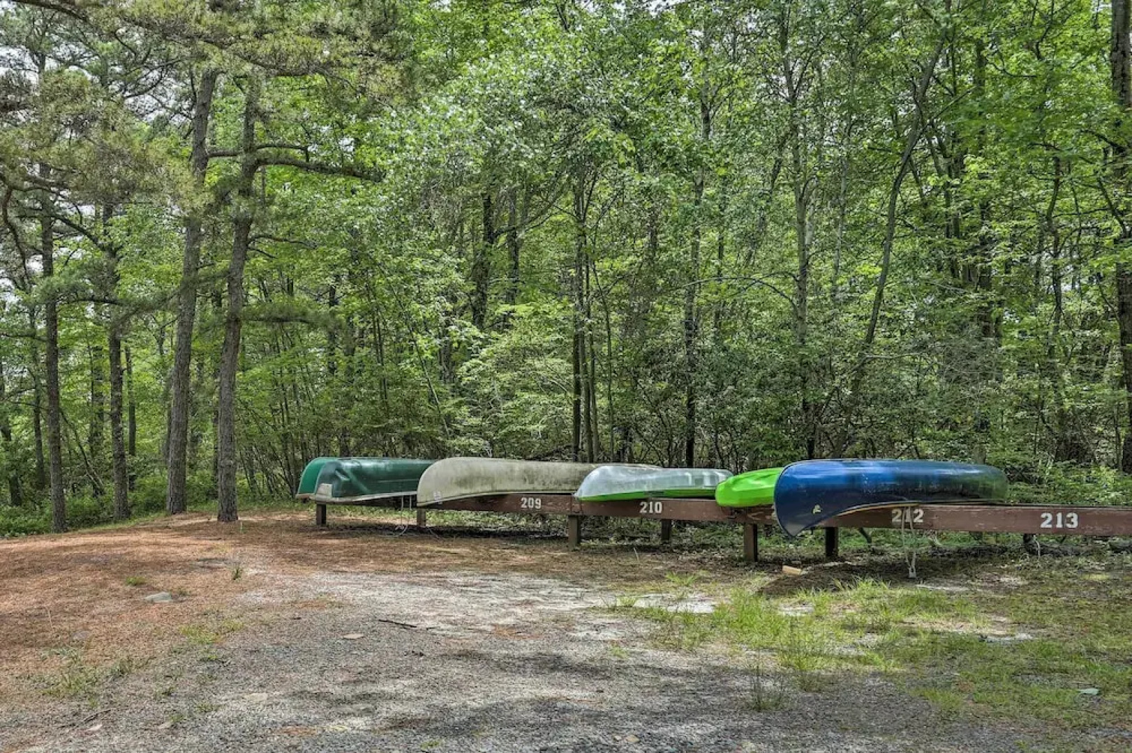 Fire Pit & Community Beach: Poconos Getaway!