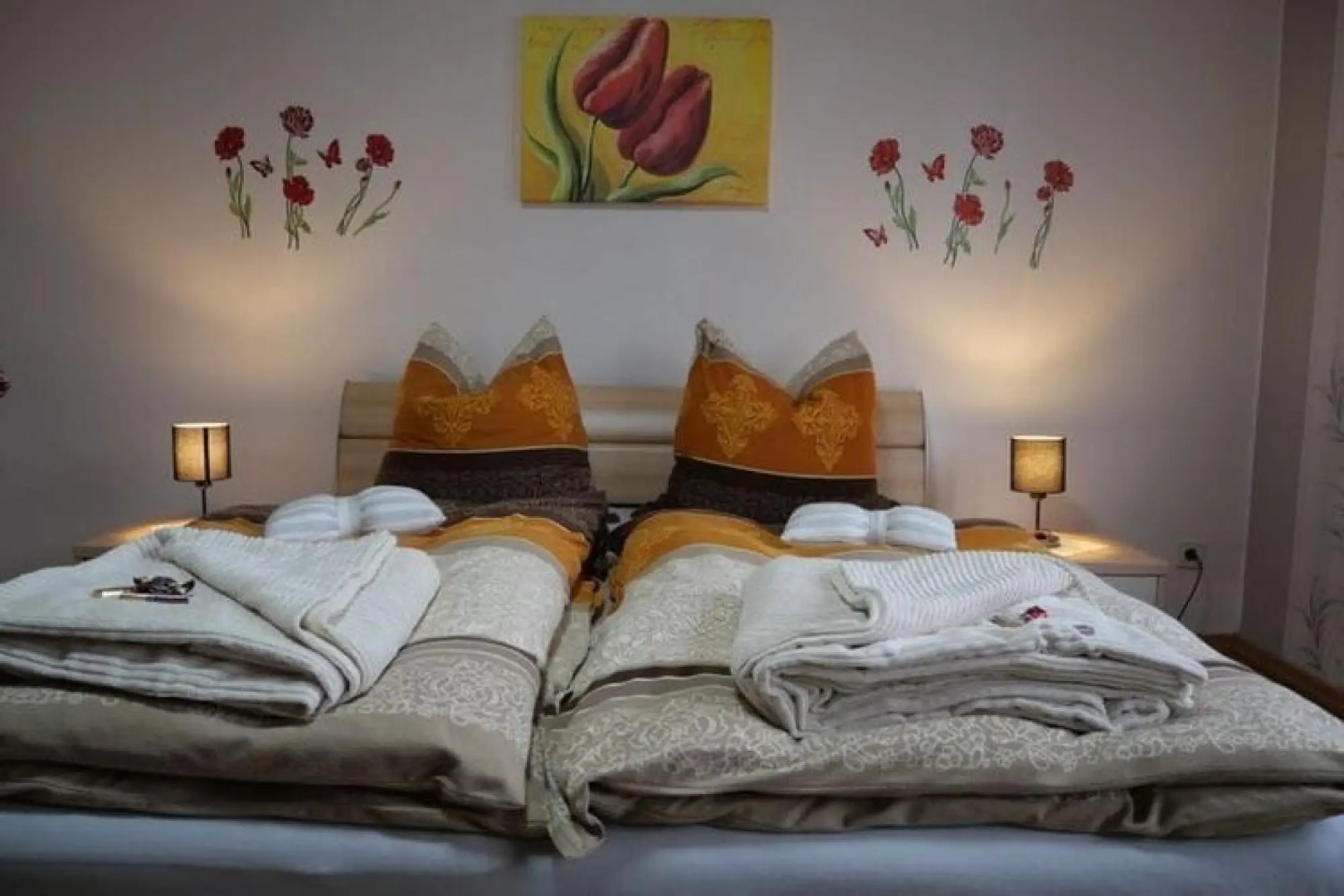 Cozy Apartment in Strotzbusch near Eifel Center