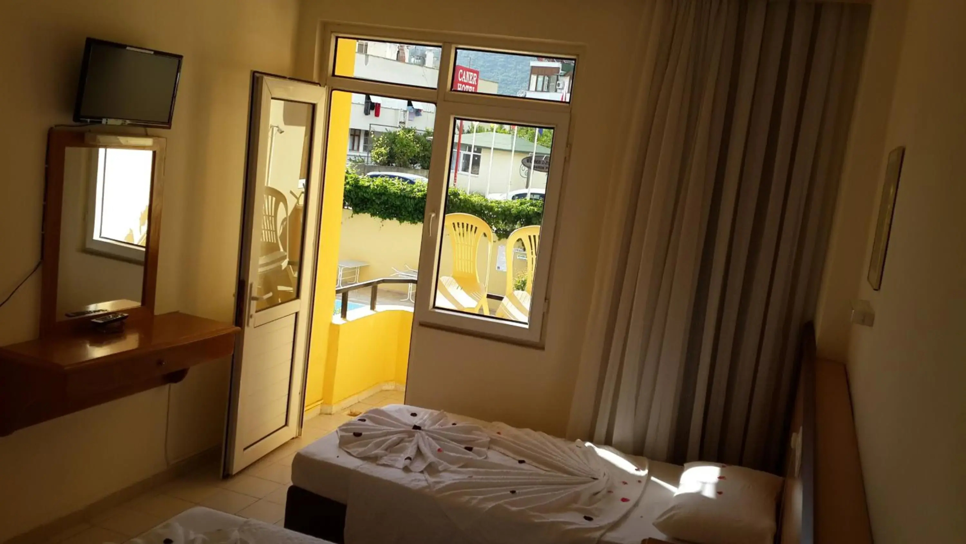 Caner Hotel