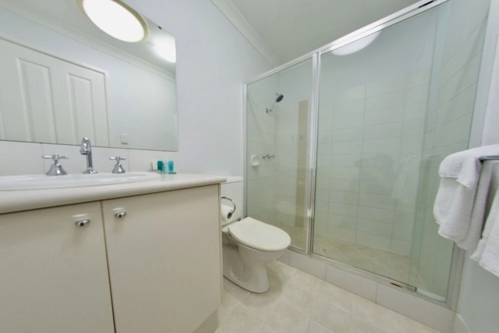 Sea Breeze Broadwater