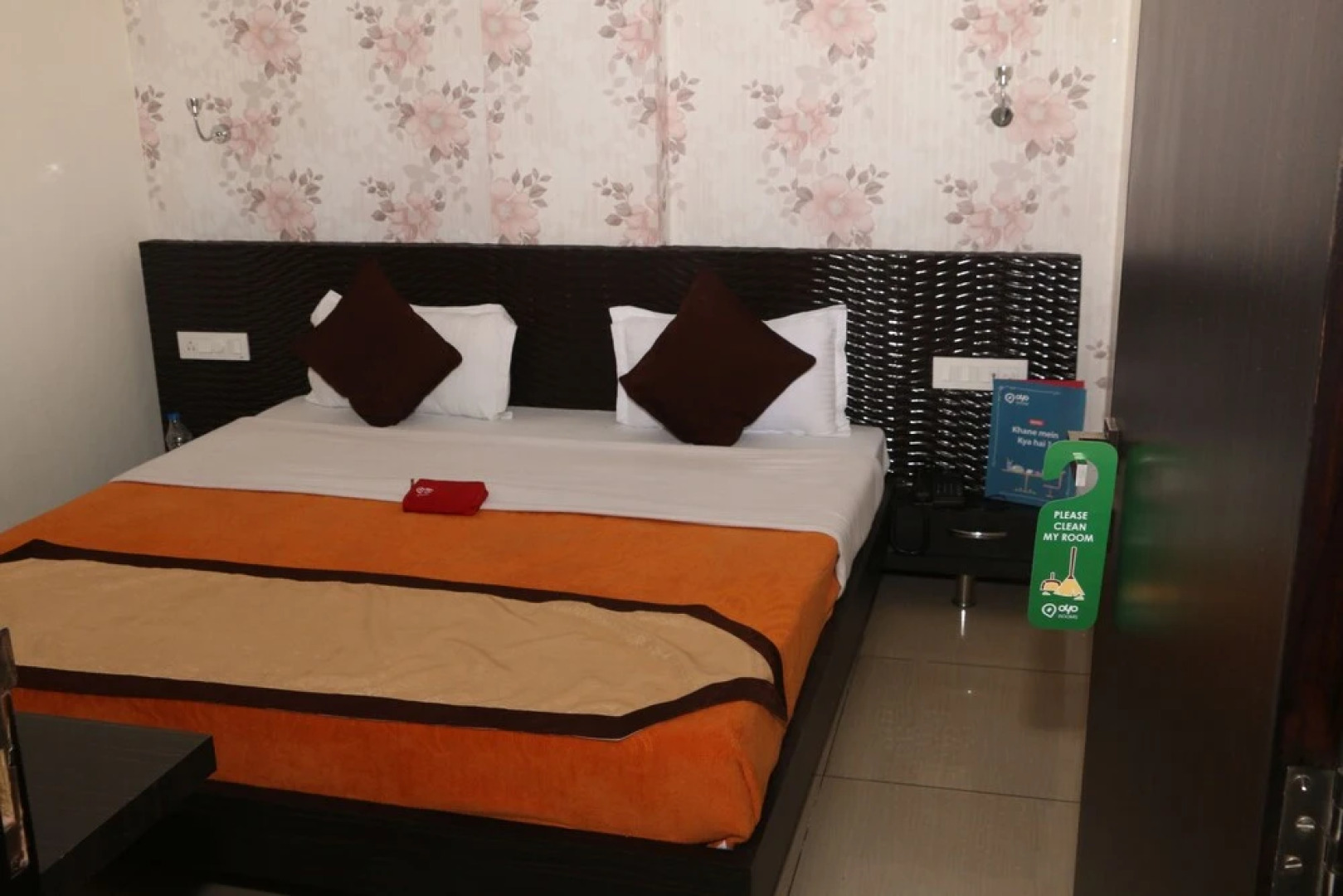 OYO 1075 Hotel City Home