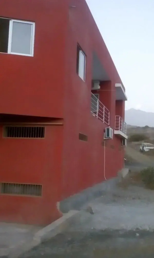 Pensão Ngozi Nova Cidade