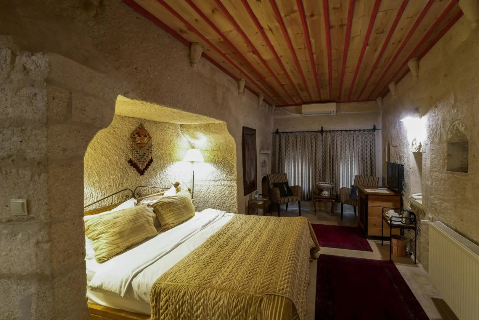 Tekkaya Cave Hotel