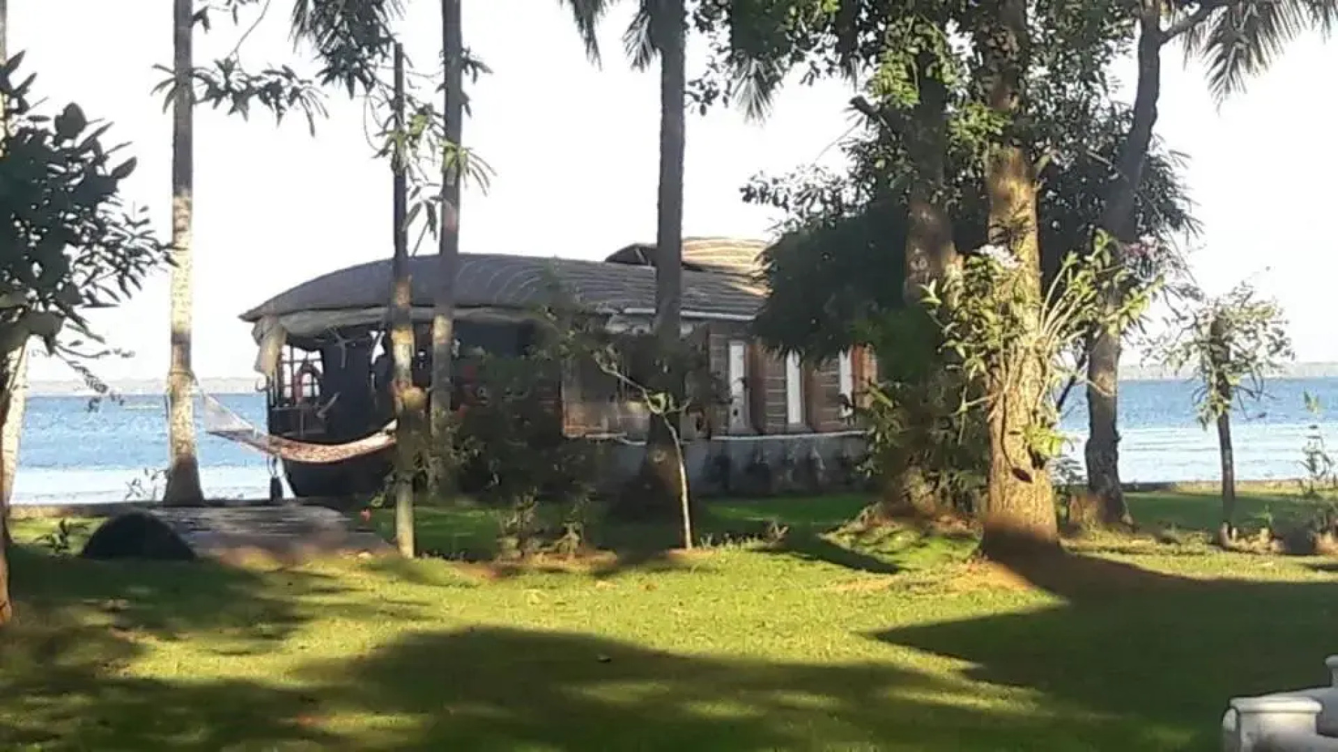 Vembanad House Boutique Back Water Homestay