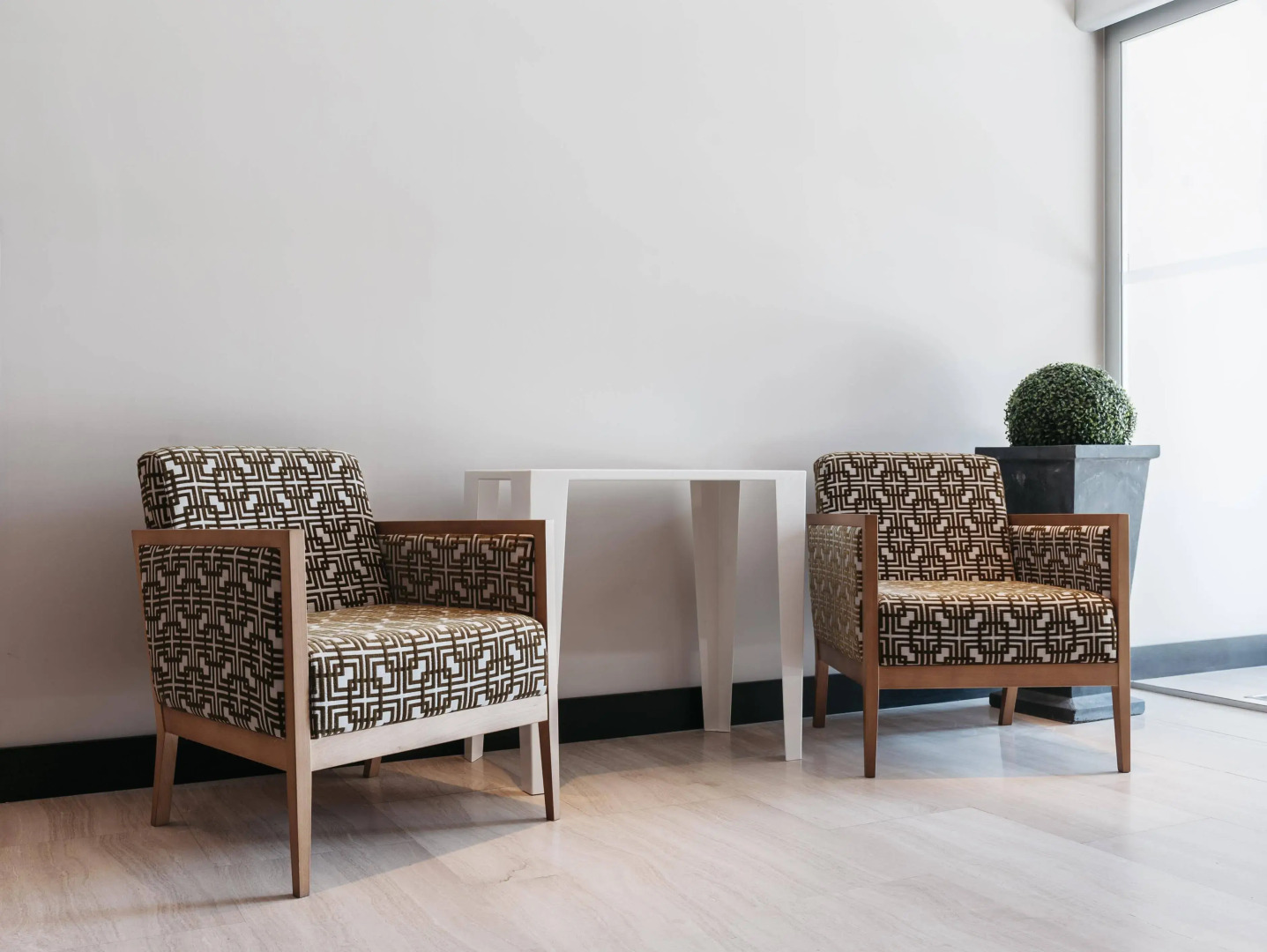 LATROUPE Grand Place Hostel