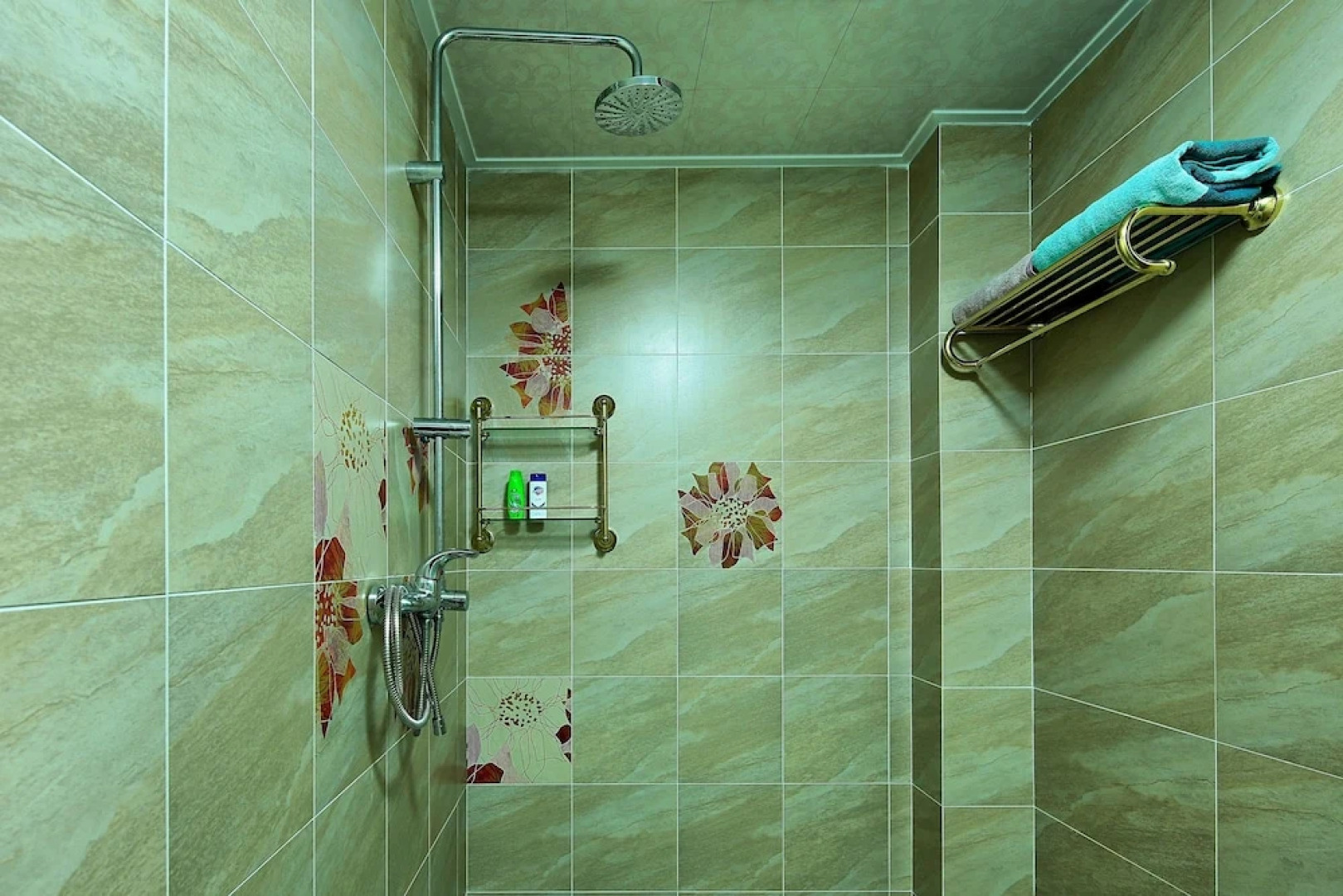 Qingdao Oceanside Hotel & Resort