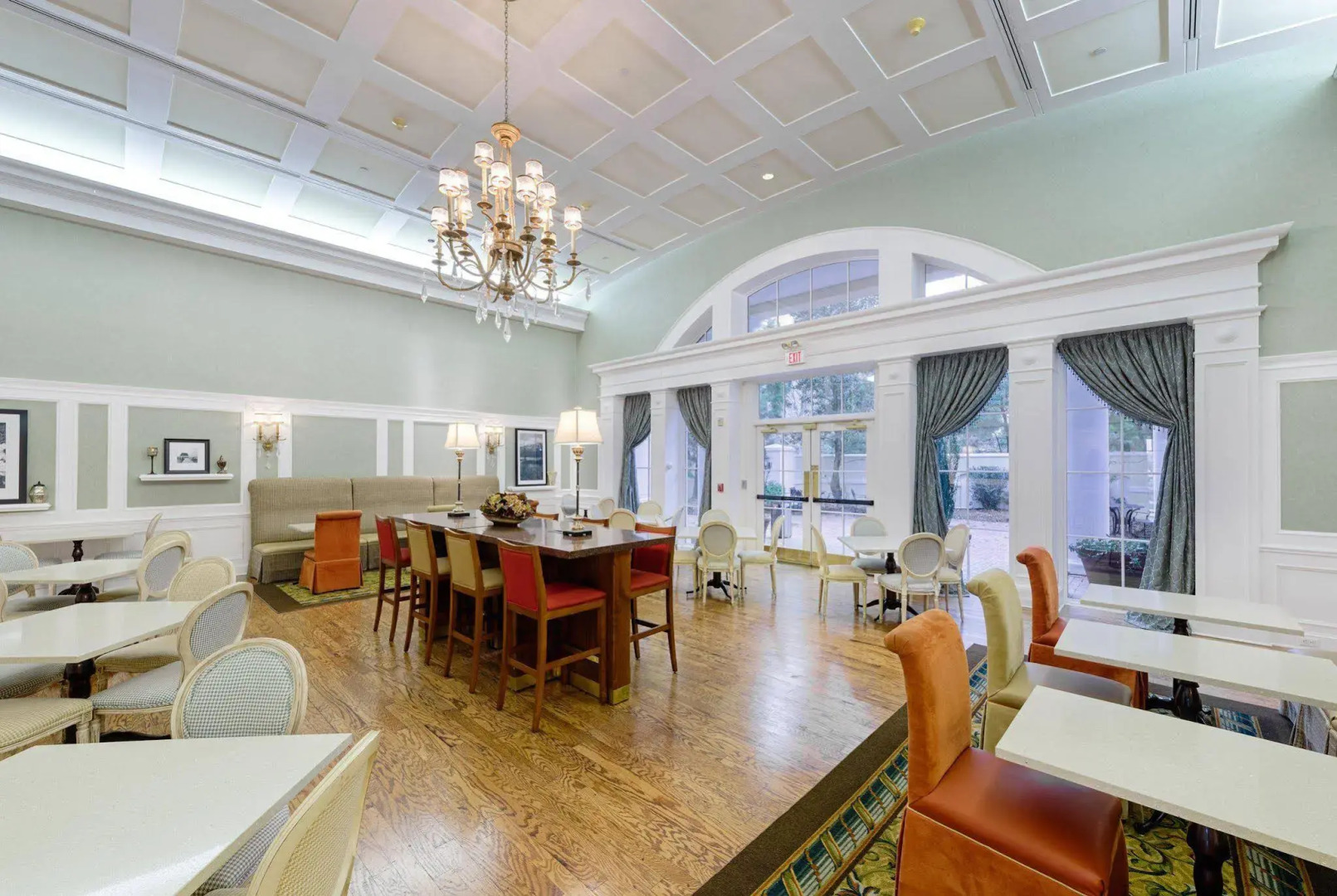 Hampton Inn & Suites Charlotte/South Park at Phillips Place