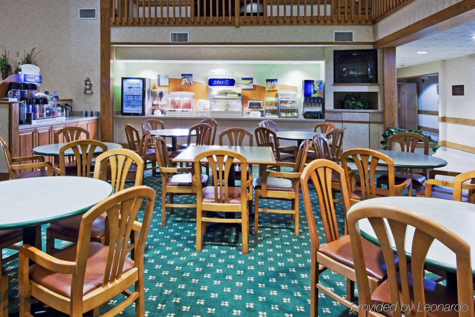 Country Inn & Suites by Radisson, Mishawaka, IN