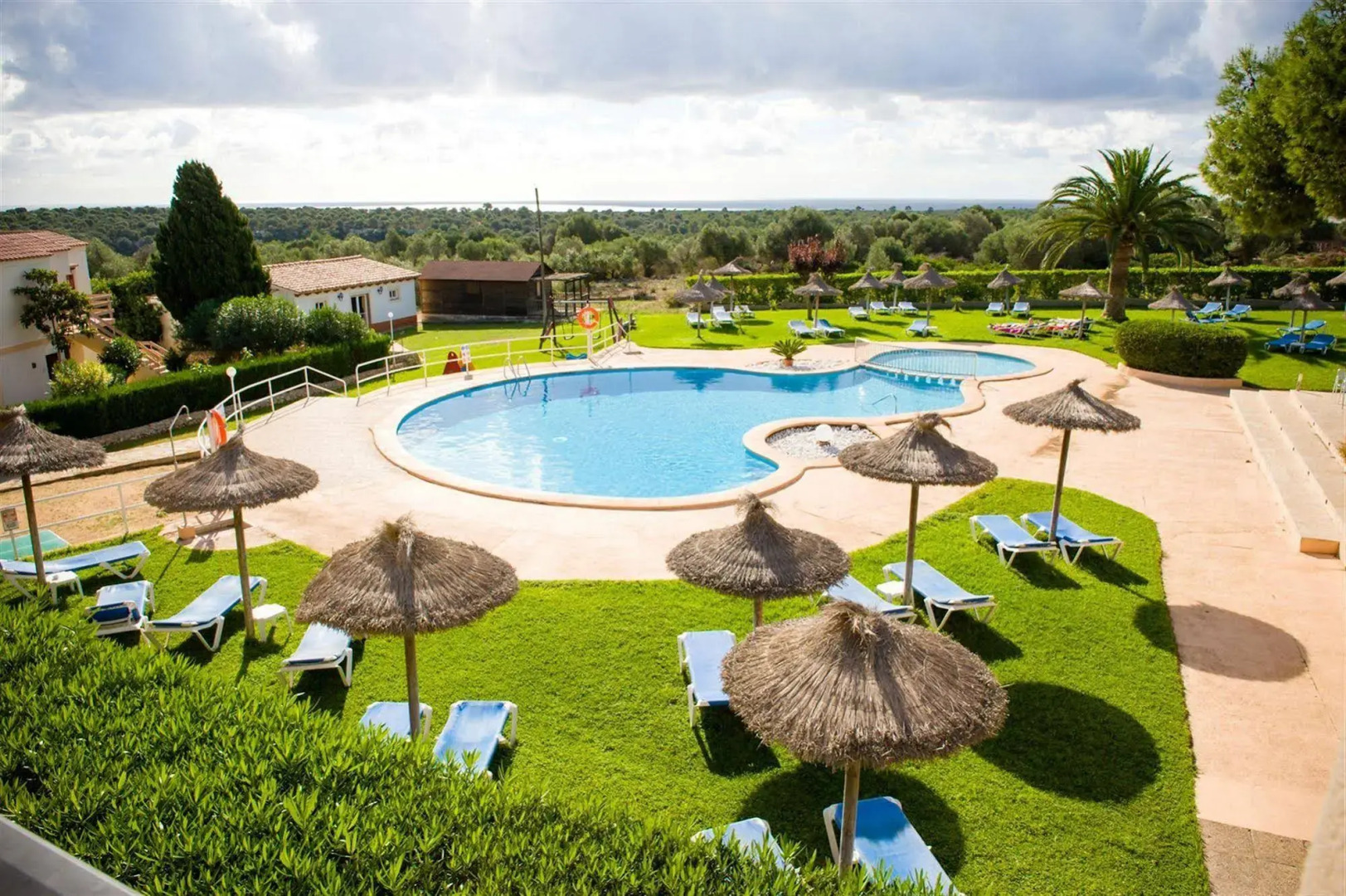 Apartamentos Sol Romántica by DOT Suites