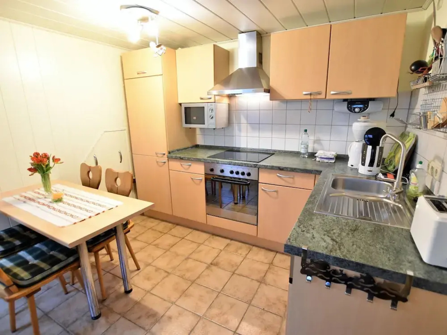 Quaint Apartment in Grevesmuhlen near Lake