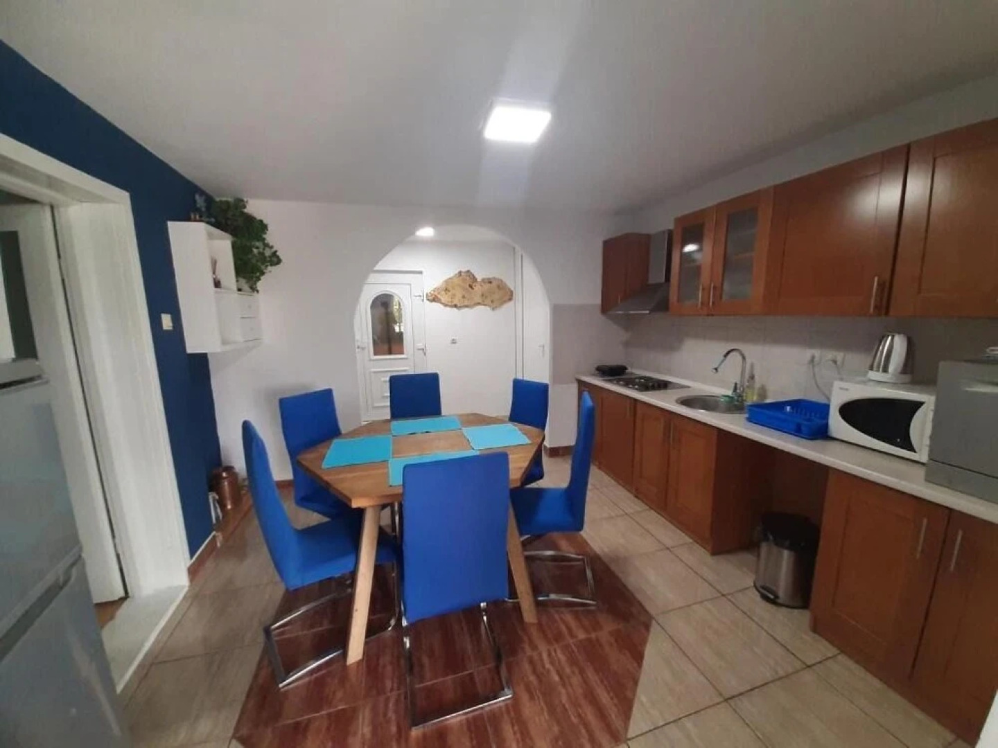 Robi - 100 Meters to the Beach - A2