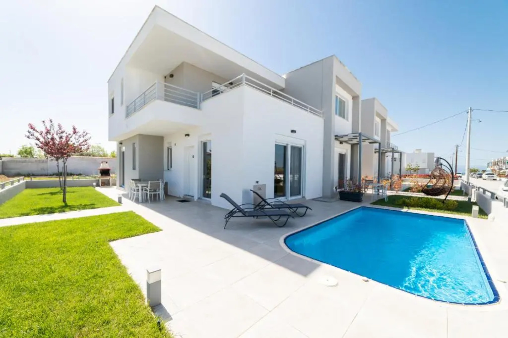 Thalassa & Thalassa Prive Residential Complex