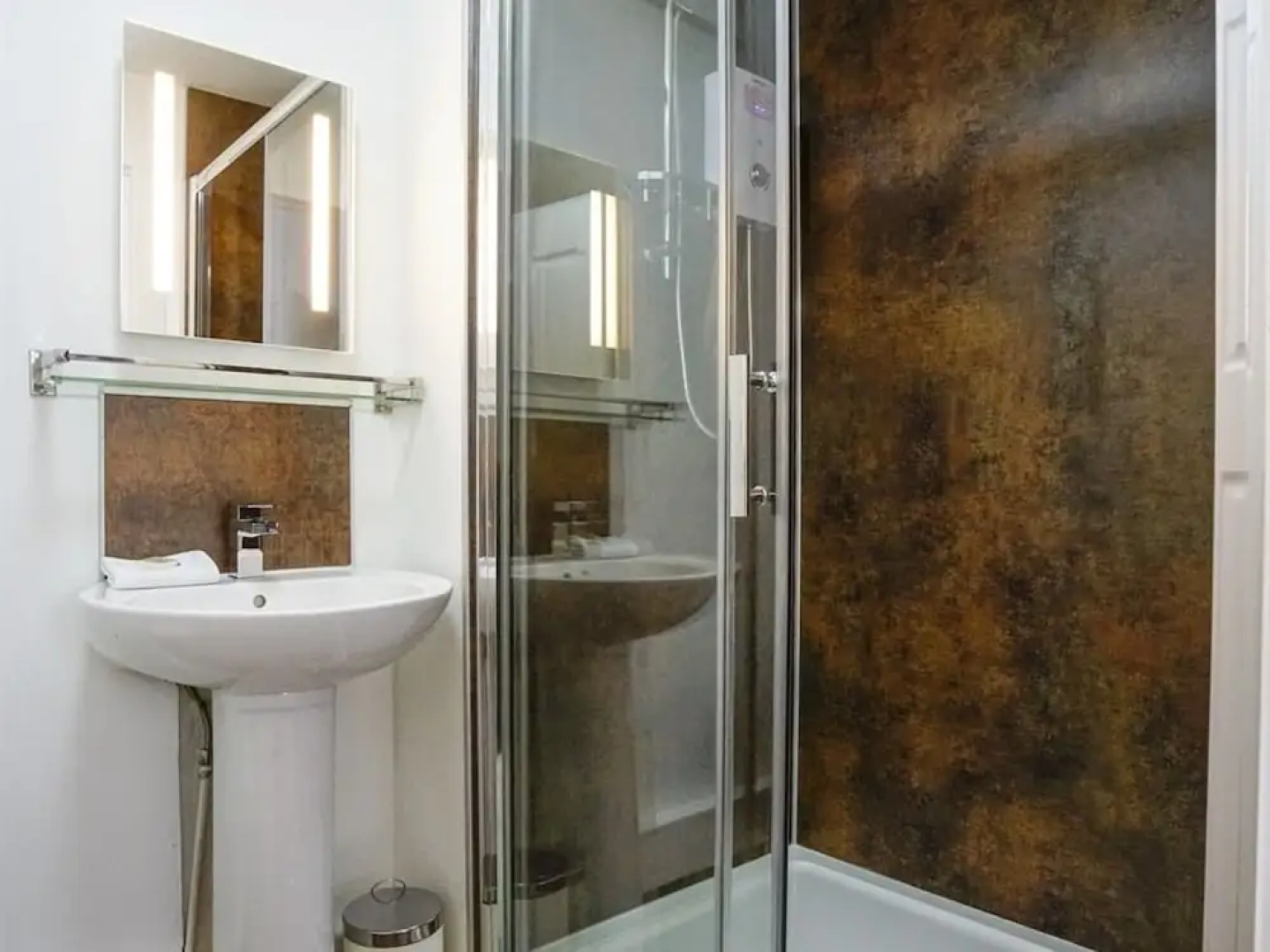 The Tables Guest House