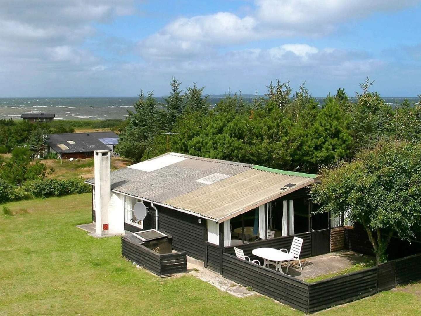 Tranquil Holiday Home With Naturalistic Views in Logstor