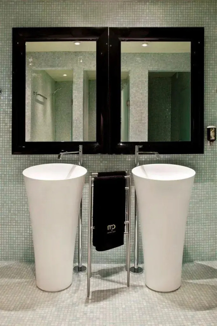 Mikro Papigo 1700 Hotel & Spa