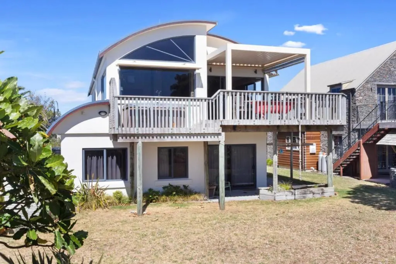 Tuhua Views - Waihi Beach Holiday Home