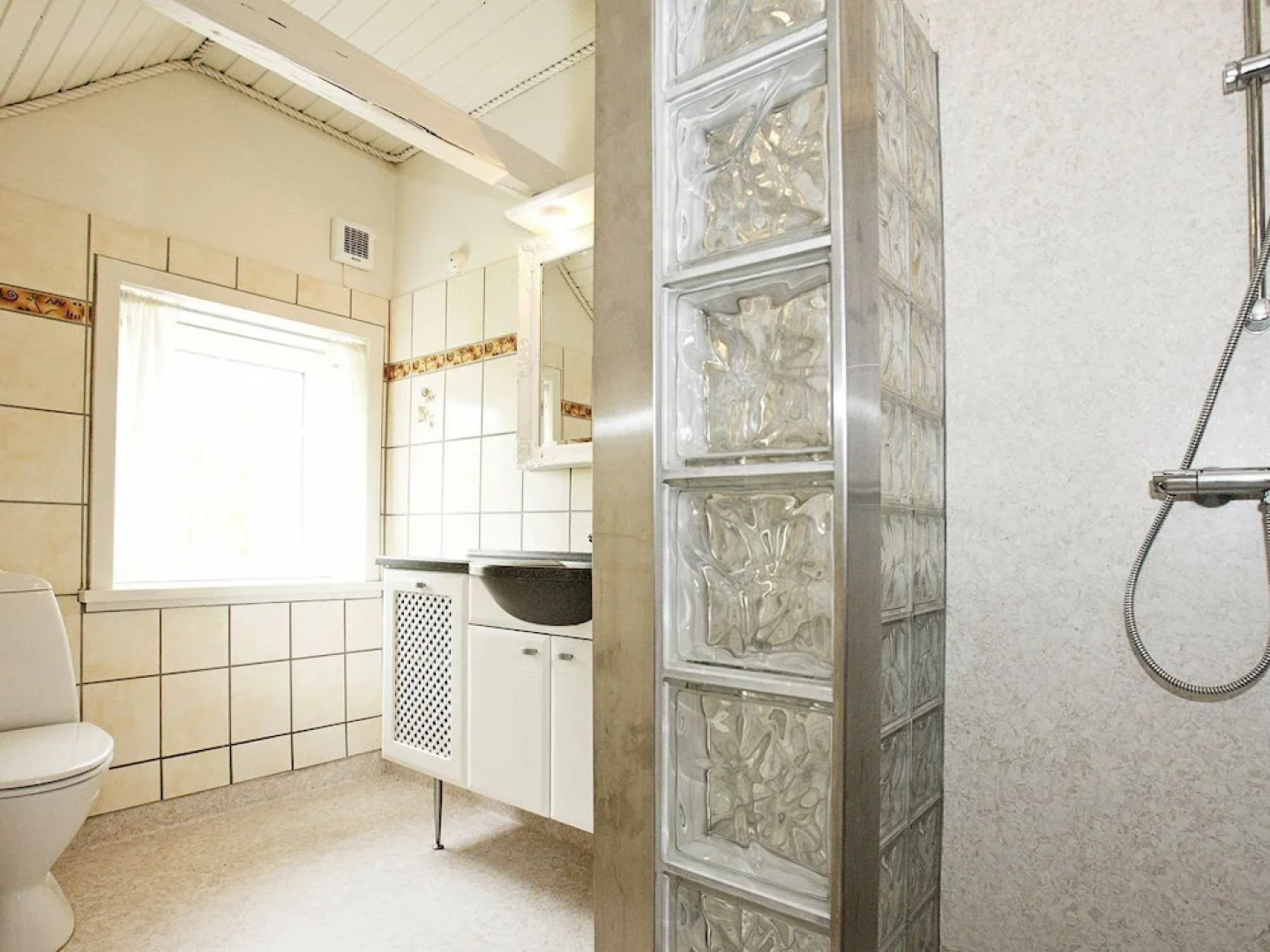 Enormous Holiday Home in Vestervig With Swimming Pool