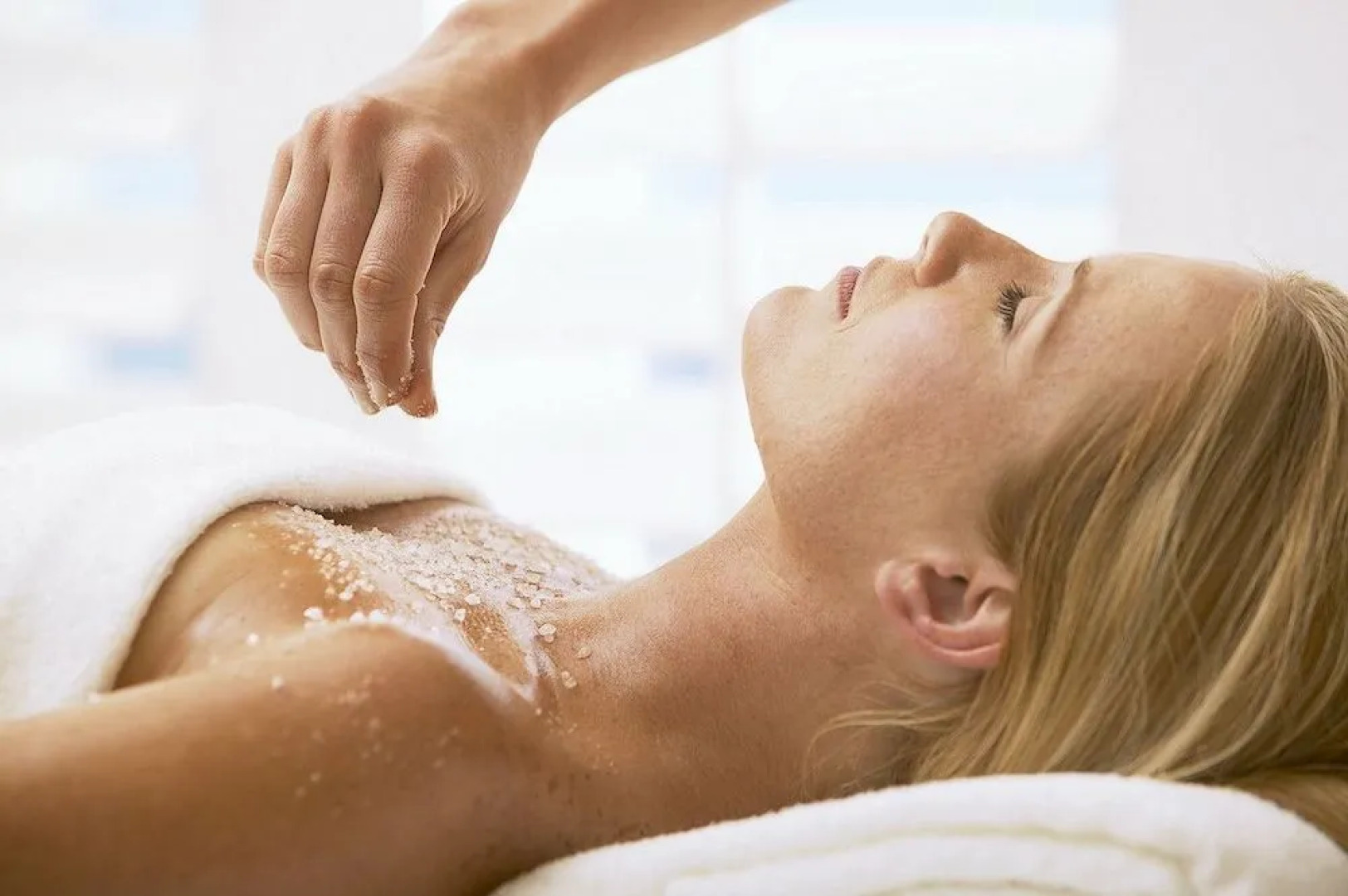 Sandrine Hotel & Spa