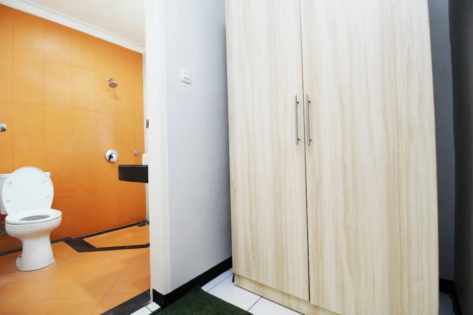 Airy Wenang Sam Ratulangi 199 Manado