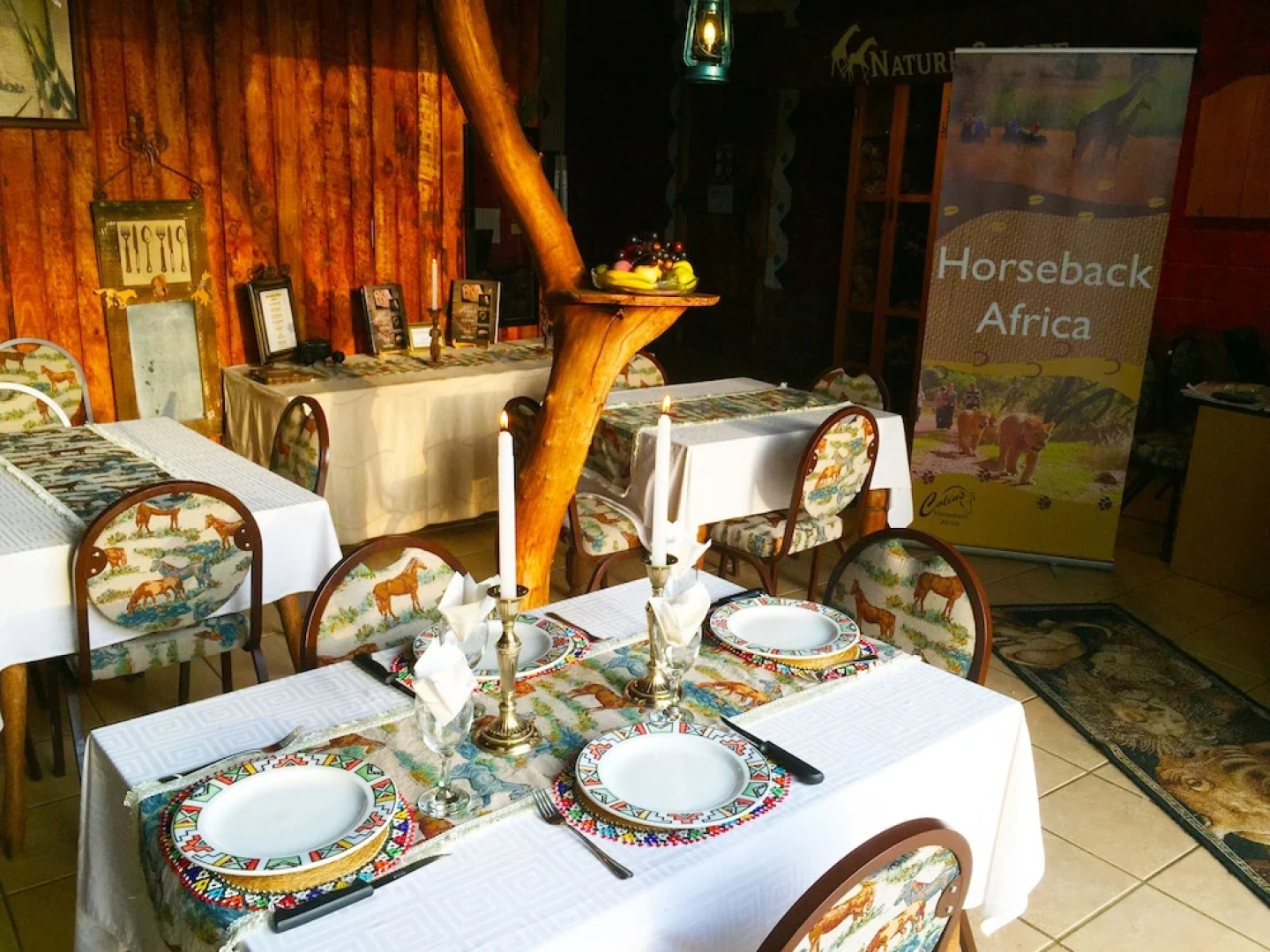 Horseback Africa - Pinto's Lodge