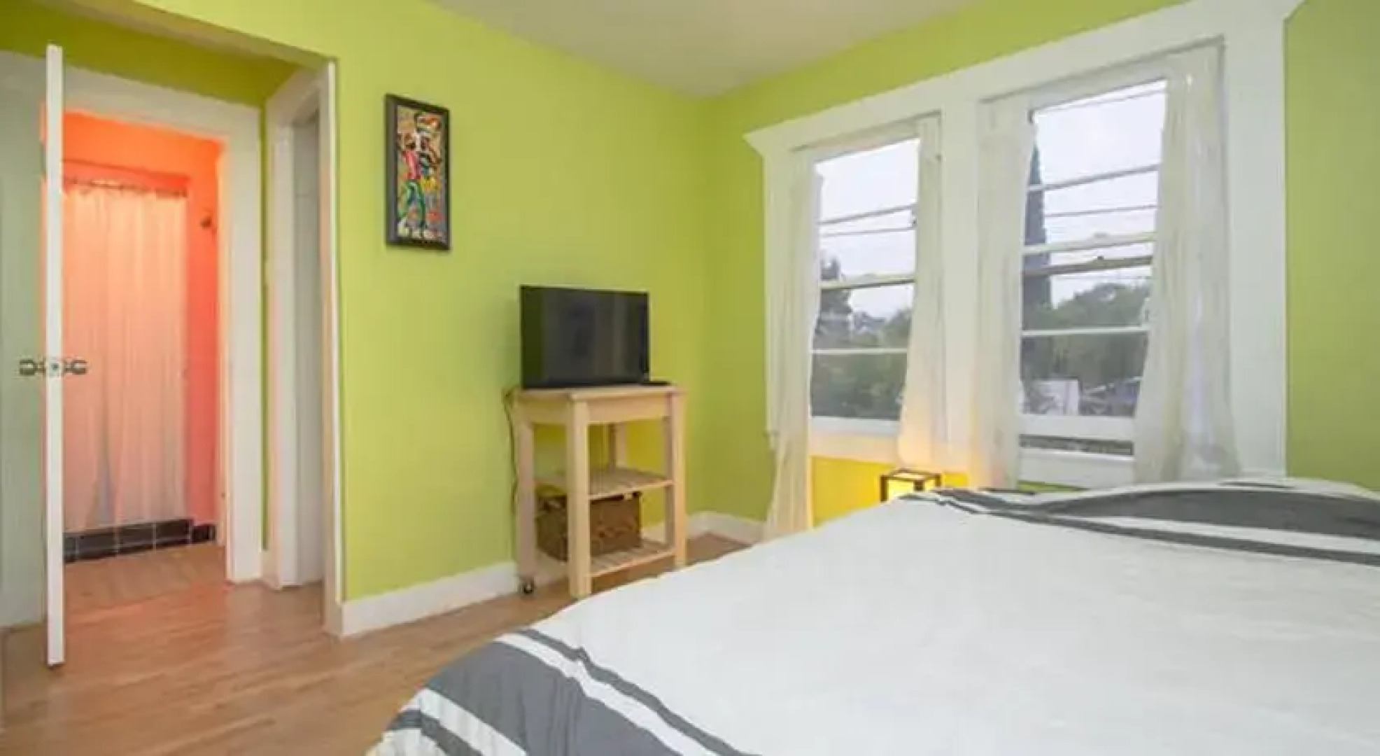 San Diego Solar Powered Spanish Charmer