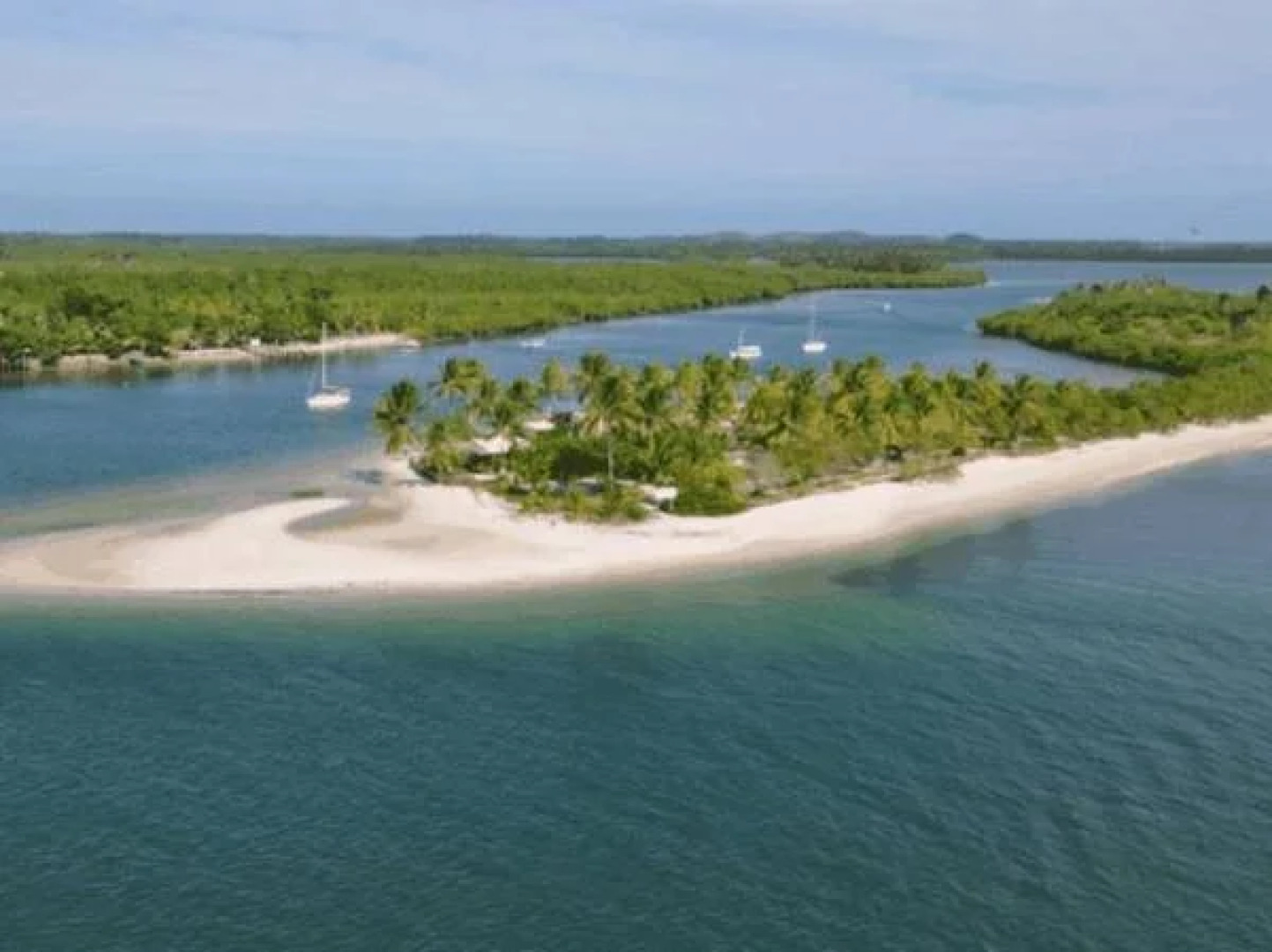 Kiaroa Eco Luxury Resort