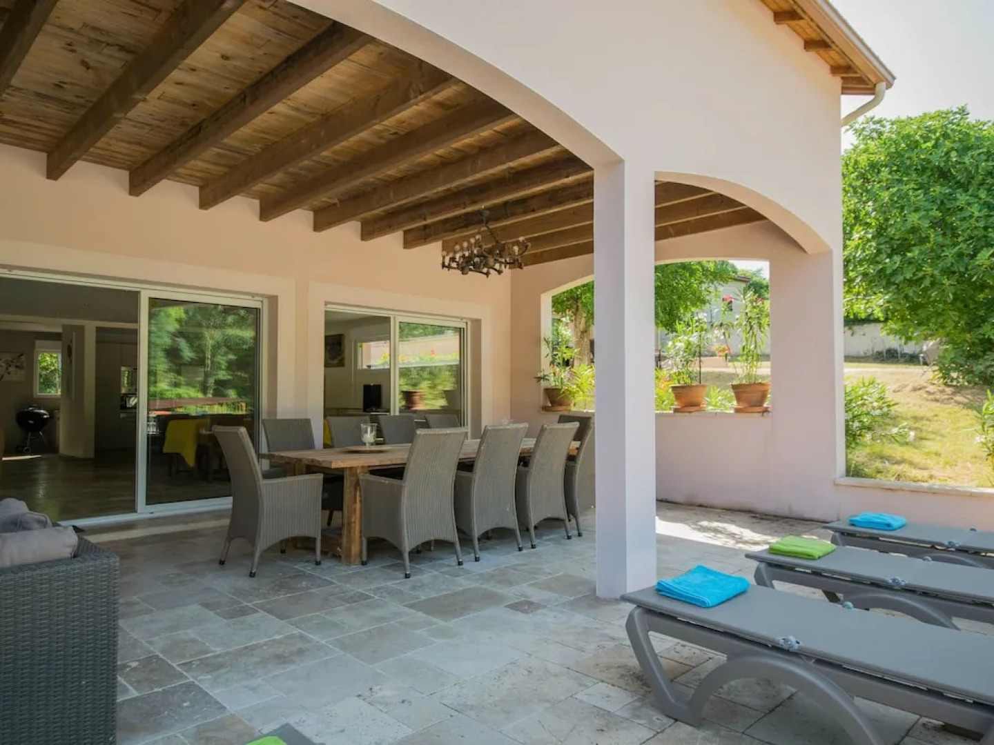 Modern House With Privat Pool Near the Most Beautiful Places on the River Lot