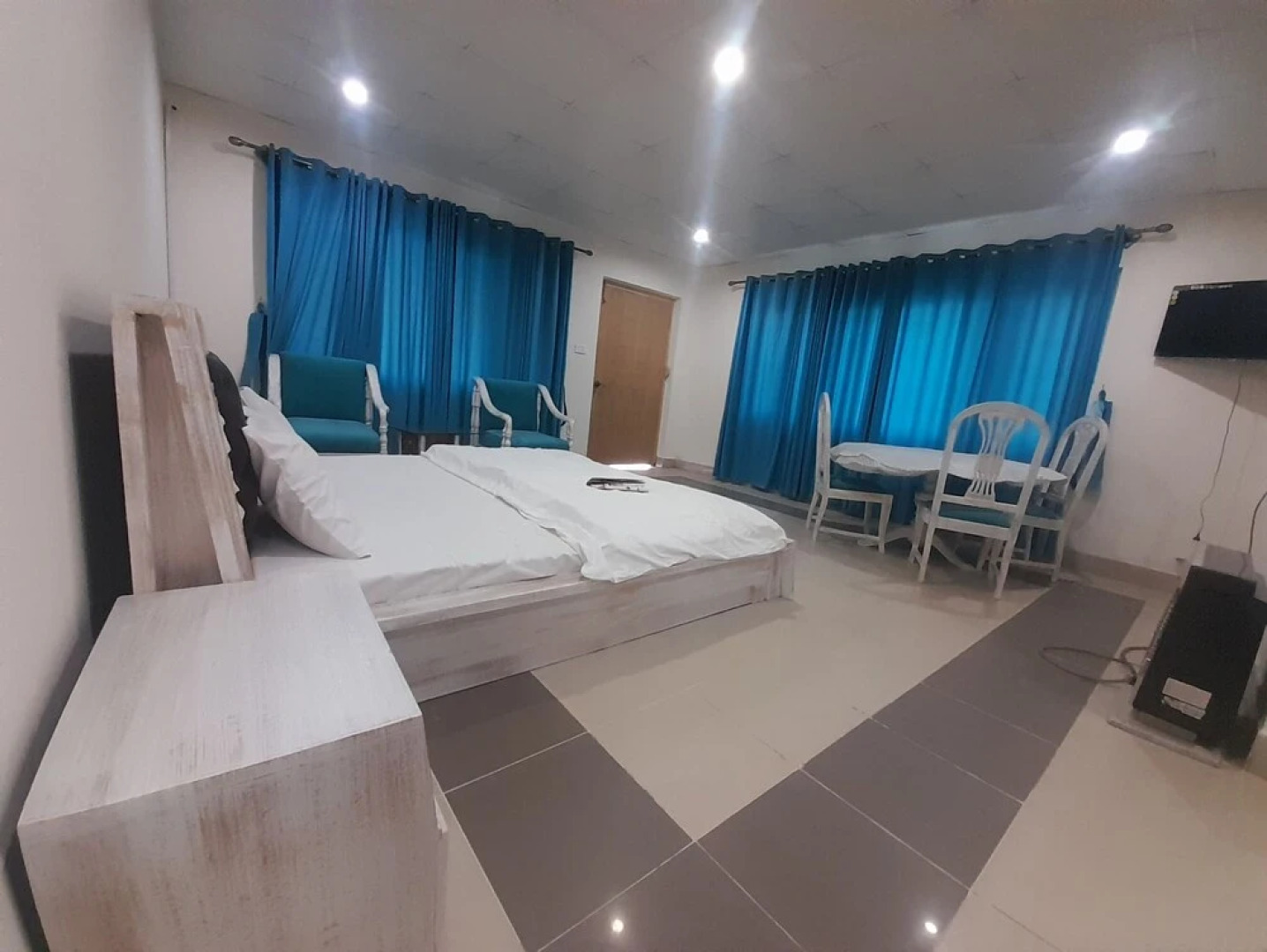 himalian lodges murree