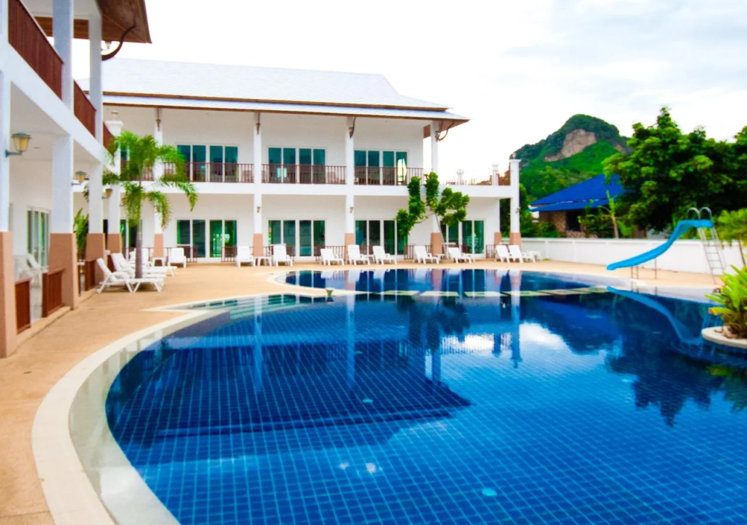 Nadivana Serviced Apartments