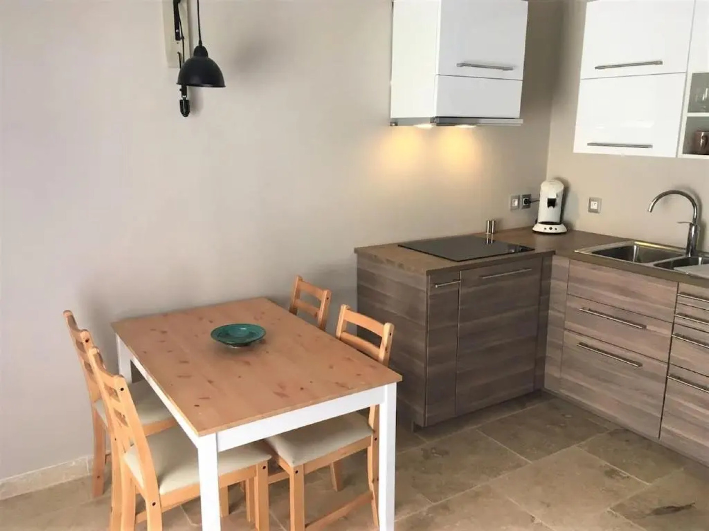 Coquet 2 pièces au calme avec piscine (2/4 pers)