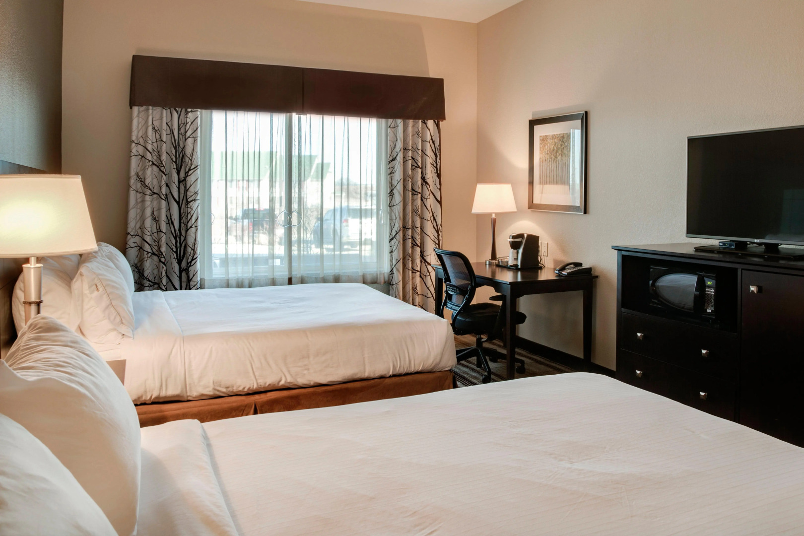 Holiday Inn Express & Suites Nevada by IHG